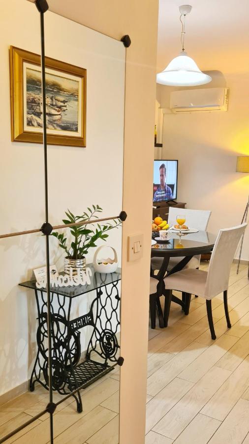 Apartment Sara Poljud Split Exterior photo